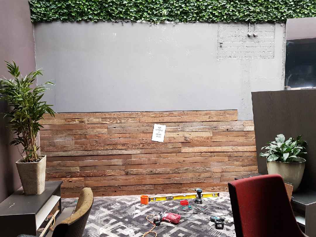 How to install a timber feature wall